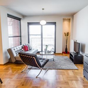 Modern Apartment in City Center